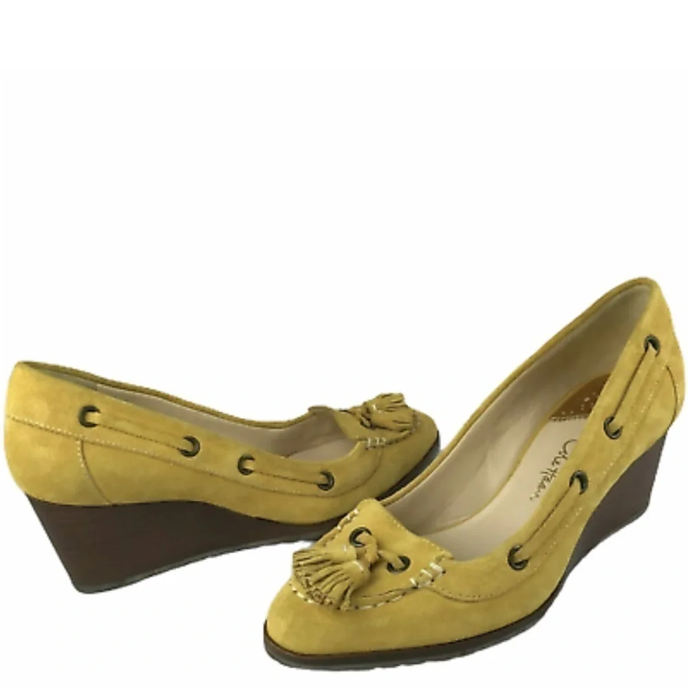 NWOT Cole Haan Wedges Shoe